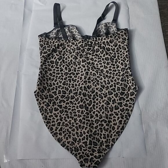BodySlimmers by Nancy Ganz Leopard Shapewear No Size Animal Print Dopamine Print - Picture 4 of 13